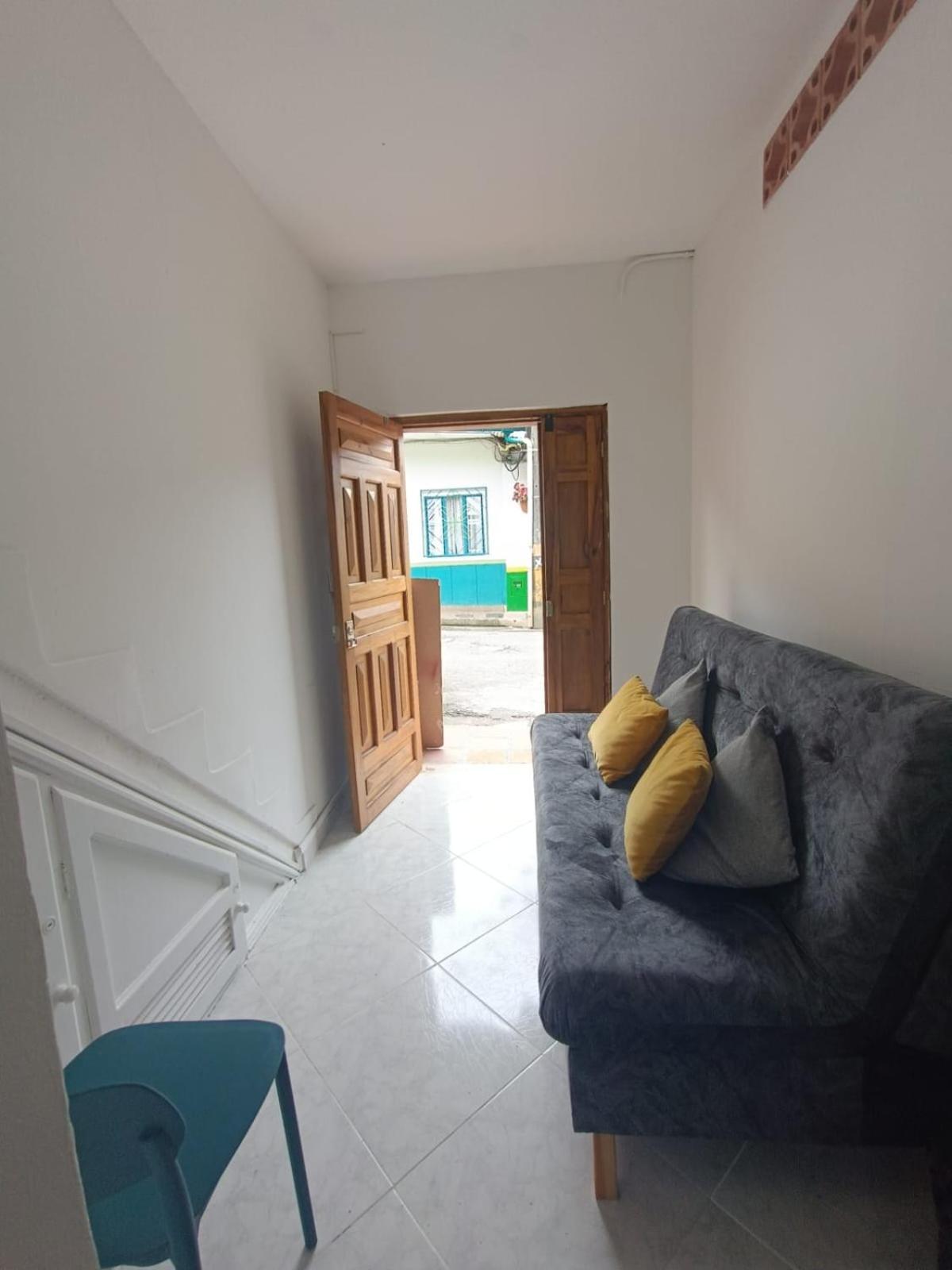 Confortable Habitacion En Apartamento Amoblado Jardin Luaran gambar